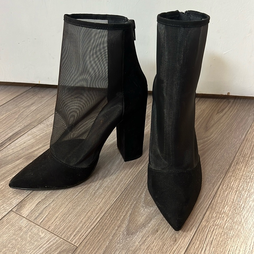 Suede and mesh bootie